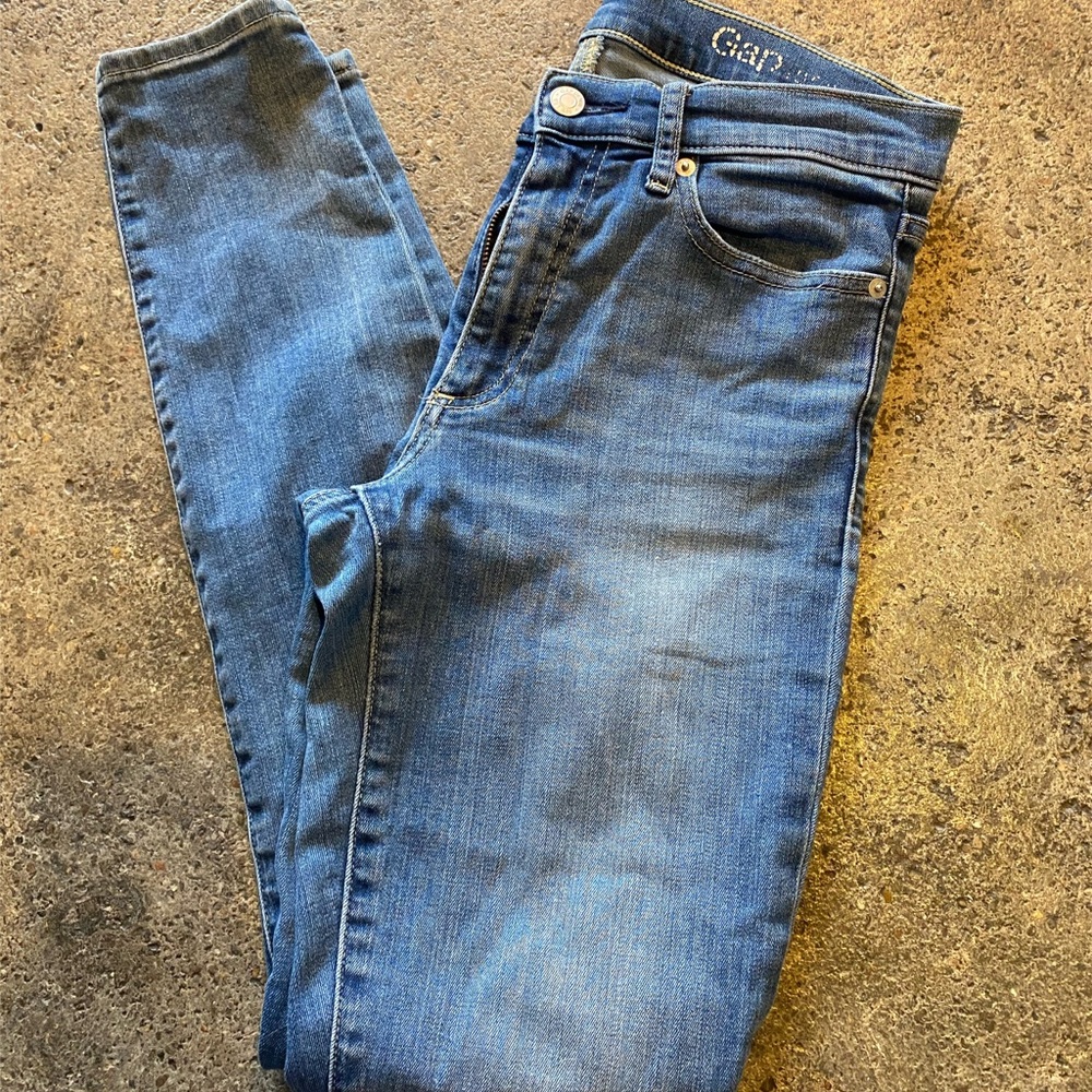 Gap True Skinny Jeans, size 28 regular, approx 9"rise, gently worn